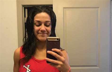 bayley wwe nude|Bayley WWE Leaked (3 Photos)